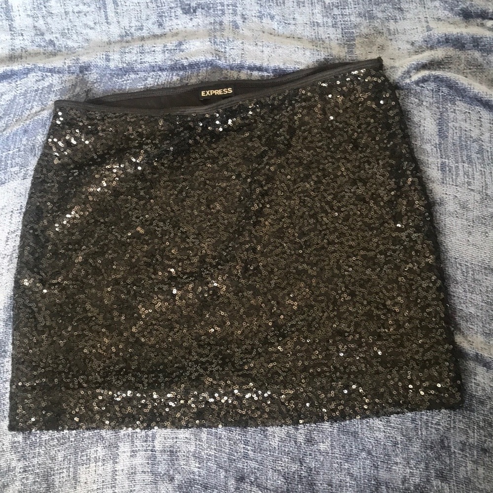 Express sequin mini skirt
